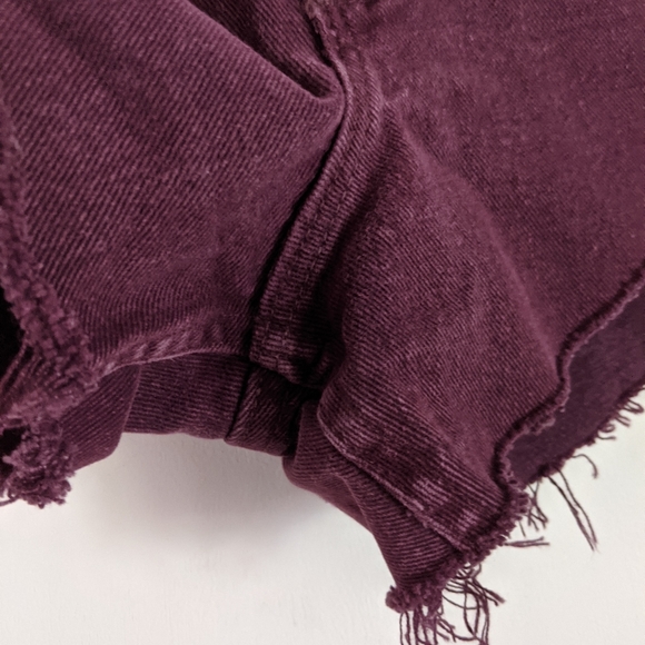 ▫️Vintage Wrangler Women's High Rise Raspberry Cutoff Jean Shorts - Picture 6 of 8